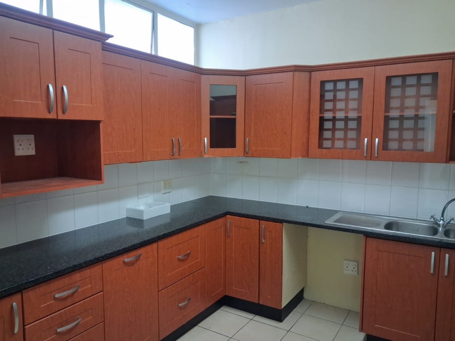 To Let 2 Bedroom Property for Rent in Quigney Eastern Cape